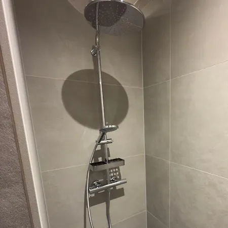 Bed & Breakfast Eighty One Horse Boulevard *