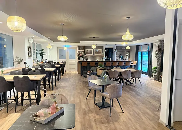 Eighty One Horse Boulevard *