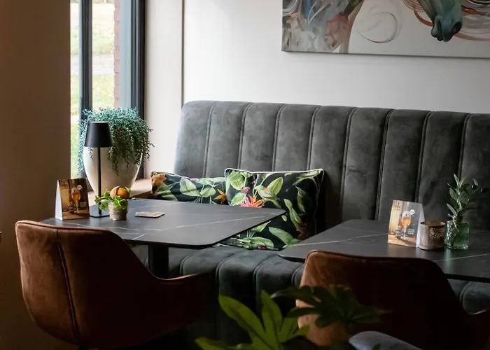 Eighty One Horse Boulevard *